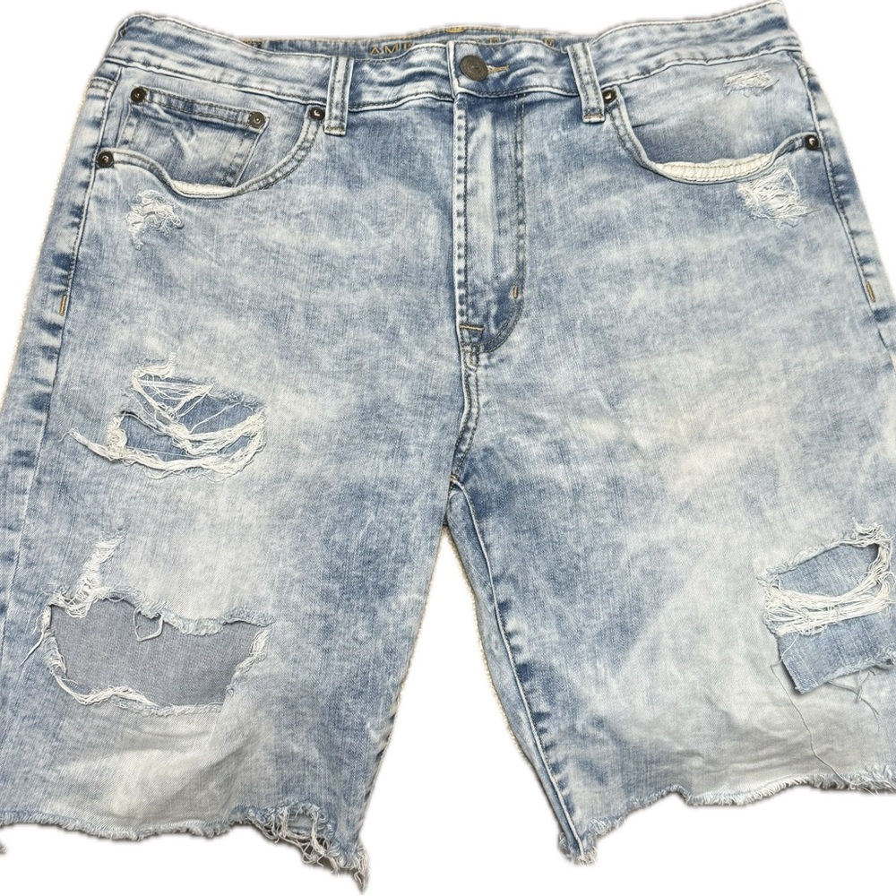 American Eagle Outfitters Light Blue Distressed Jean Shorts